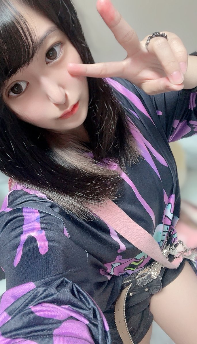Kurea75a's tweet photo. 9/23(水)おはぴよ💕
今日は曇り？なゆか微妙な天気だね💦
シルバーウイーク最終日だし
沢山ご予約あると嬉しいなぁ💙
ご予約お待ちしております🙇‍♀️
#拡散希望ＲPご協力お願い致します https://t.co/Tpy9mXj1gI