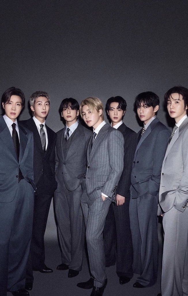 folkwithluv's tweet photo. when you’re hot, classy, talented and successful https://t.co/FFwUTxMzo7