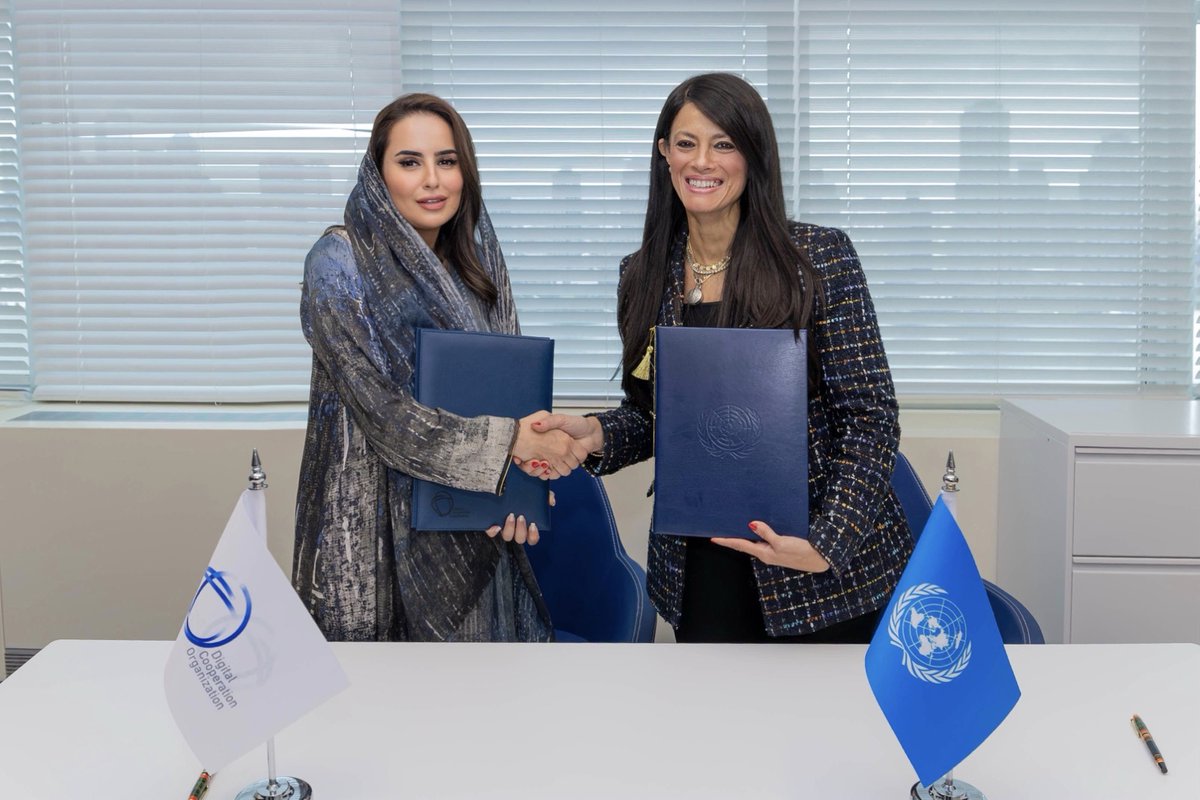 Dalyahya's tweet photo. One small step for inclusive global digital transformation. One giant step for digital transformation across the Arab region. 

Really proud to join my dear friend, H.E. Dr. Rania Al-Mashat (@RaniaAlMashat), @UN Under-Secretary-General and UNESCWA Executive Secretary, in signing an MoU between @UNESCWA and @dcorg. 

Together, we will deepen cooperation across digital development, AI readiness, knowledge exchange, and capacity building, while strengthening North-South digital cooperation. 

Having witnessed the digital progress of DCO’s eight Arab Member States firsthand, I’m excited to turn this agreement into action and greater impact. 

#DigitalProsperity4All #UNGA81 #ArabDigitalFuture