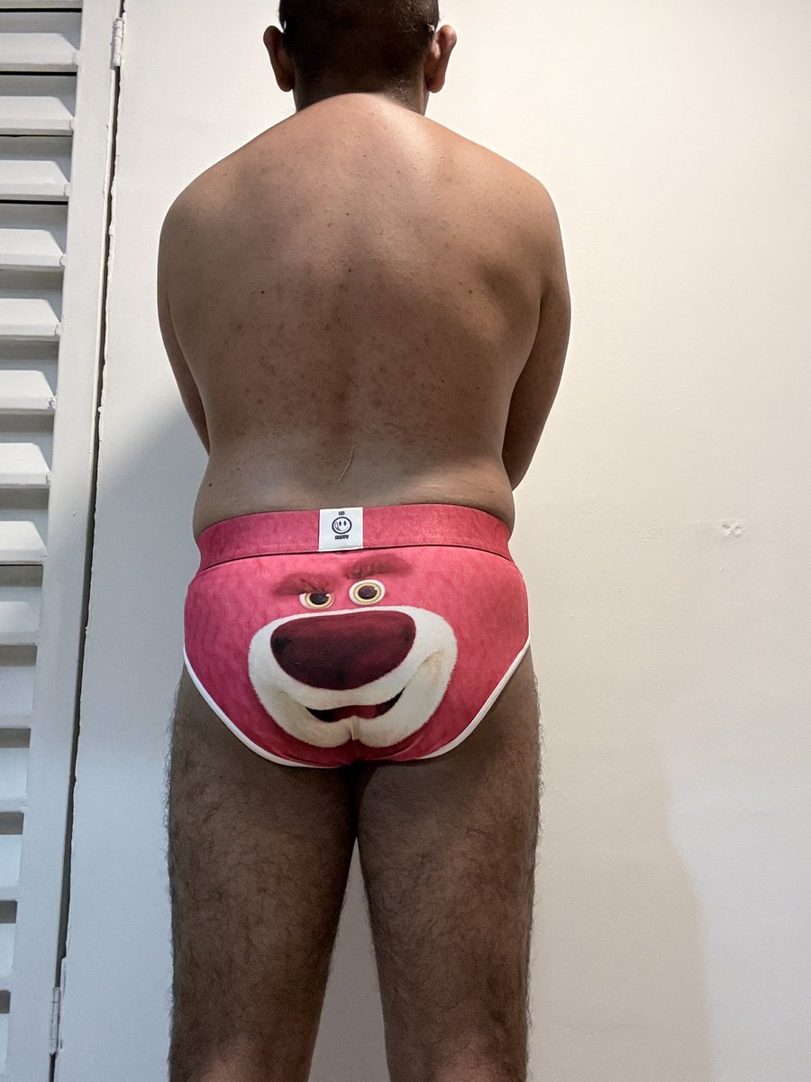dracoft1990's tweet photo. Otro modelito de @seducktionstore @OchoaOficial10 https://t.co/u3Fywj60Qe