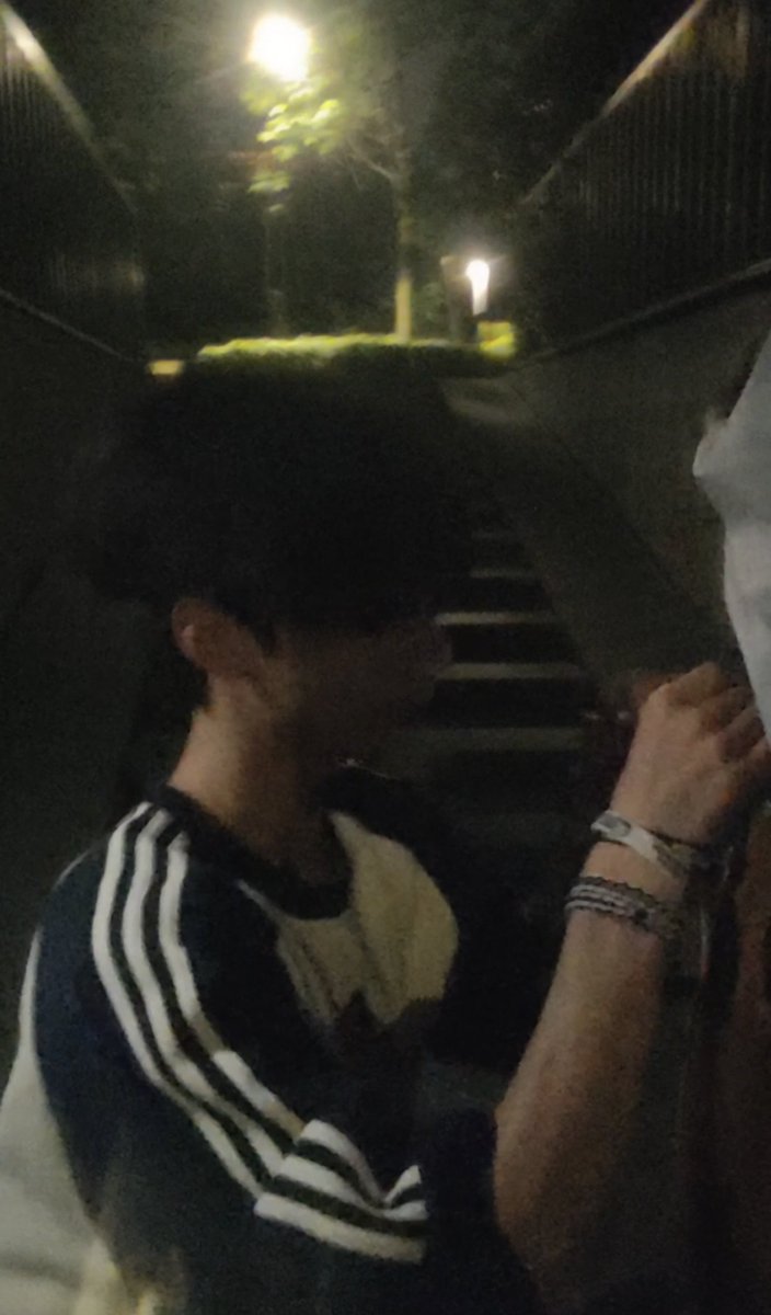 Yike24QK's tweet photo. 嘴巴上长格调啦(ᗒᗣᗕ)՞ https://t.co/xrotPcNFvu