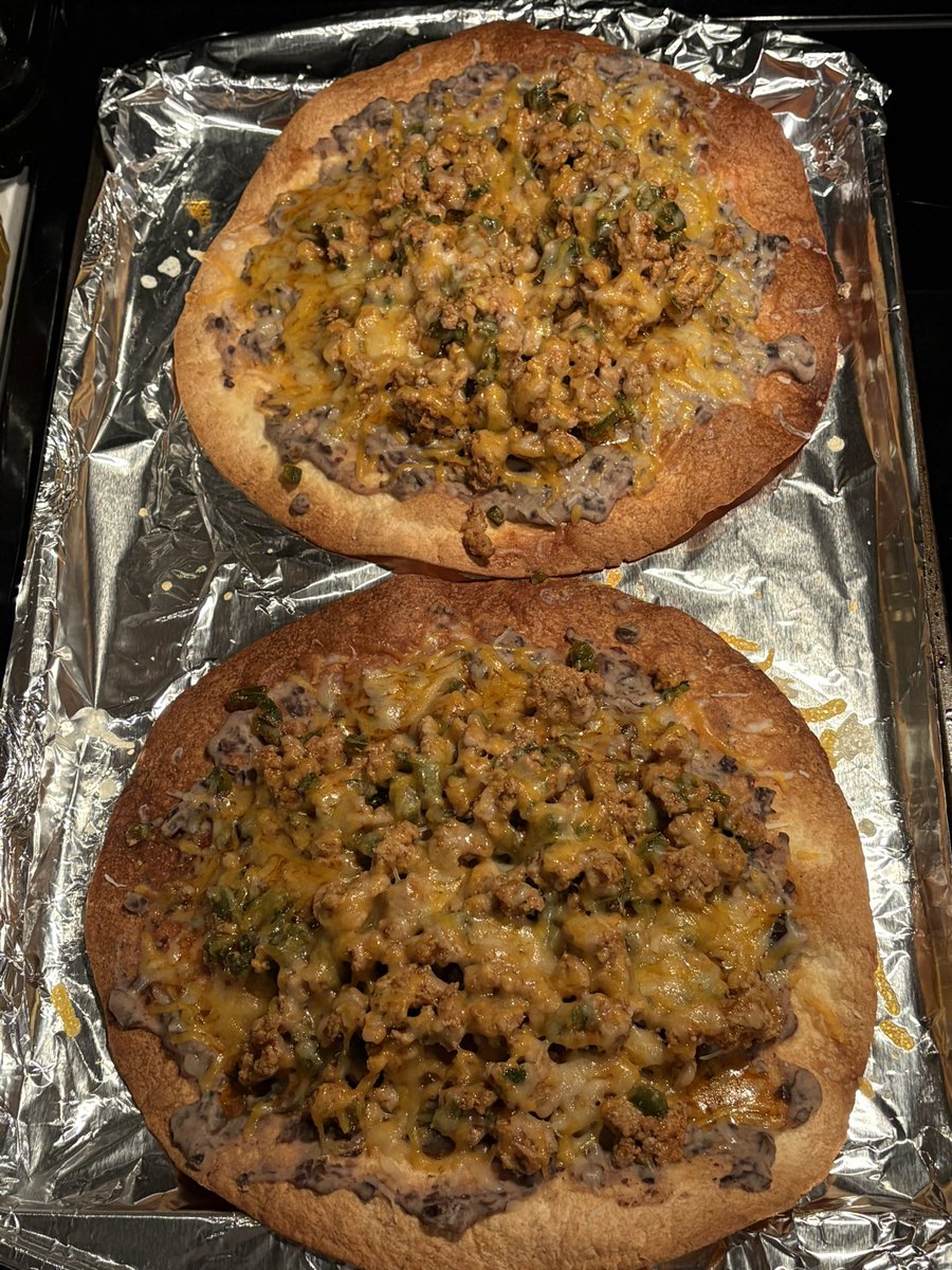 sovacide's tweet photo. do these tostadas make up for the microwaved quesadillas #cervaza #whiteppltacotuesday #eatingtwt https://t.co/291O1plZak