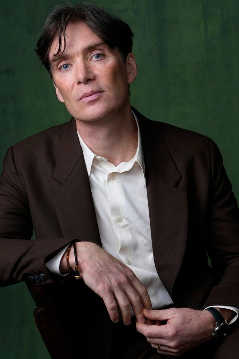 FrameCrave's tweet photo. Cillian Murphy is rumored to be cast as Green Goblin in 'SPIDER-MAN 5'.

Oscorp Industries and Norman Osborn have not yet been introduced in the MCU. He and Tom Holland have 1 film together: 'IN THE HEART OF THE SEA'.

(Source: @DanielRPK) https://t.co/fzzvbBShw8