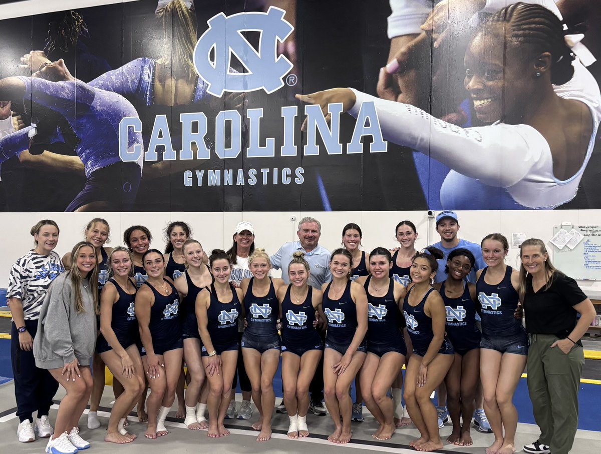 uncgymnastics's tweet photo. Huge thank you to Laura Montross and Adam Lucas for taking the time to speak with our team about Eric Montross and his heart for service! Excited to take part in the Montross Day of Service tomorrow.

#GoHeels https://t.co/l7hUHasAuu