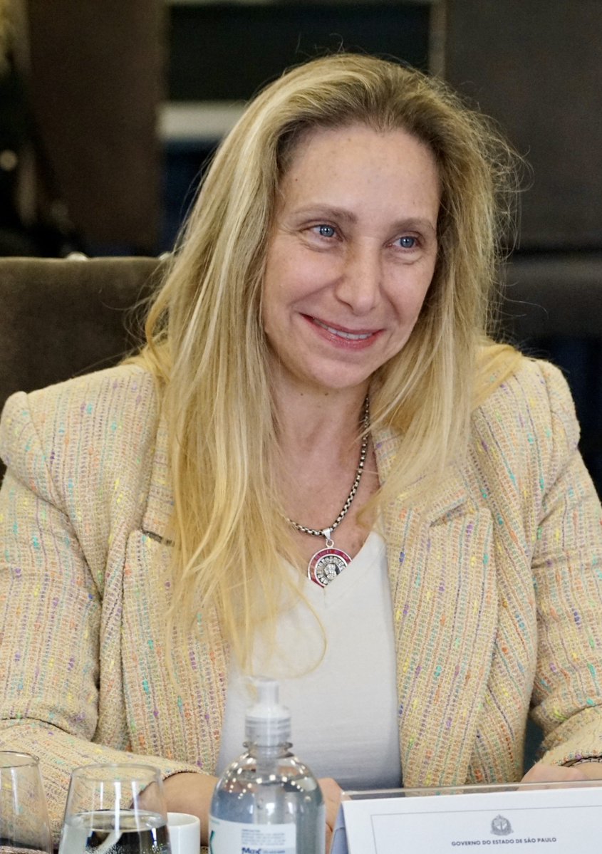 porqetendencias's tweet photo. "OPERACIÓN ESTÉTICA"

Porque los usuarios se preguntan cuánto costaron las operaciones estéticas de Karina Milei al notar su impactante cambio físico https://t.co/LvLWIHXVbM