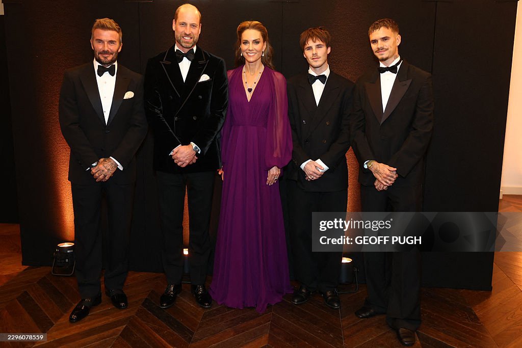 victoriaarbiter's tweet photo. Fantastic images from last night's world premiere of Tom Cruise's new film, Digger. With the Prince and Princess of Wales in attendance, it was held in support of the Film and TV Charity. https://t.co/77xnIjhTSW