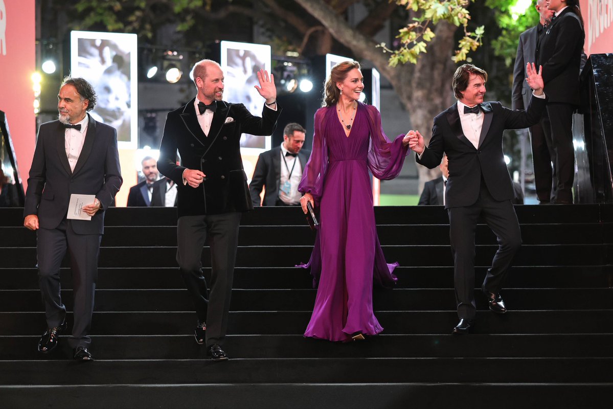 victoriaarbiter's tweet photo. Fantastic images from last night's world premiere of Tom Cruise's new film, Digger. With the Prince and Princess of Wales in attendance, it was held in support of the Film and TV Charity. https://t.co/77xnIjhTSW
