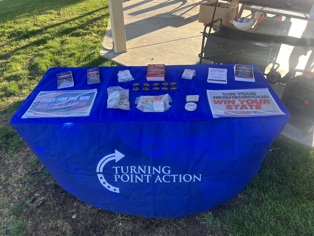 chrisroseaz's tweet photo. We had a great time at the Super Chase in Prescott tonight! I encourage everyone to get involved in whatever way you can. It is so important that we get out the vote and make sure everyone we know is registered and ready to vote. Every conversation, every door knocked, and every person we reach matters!