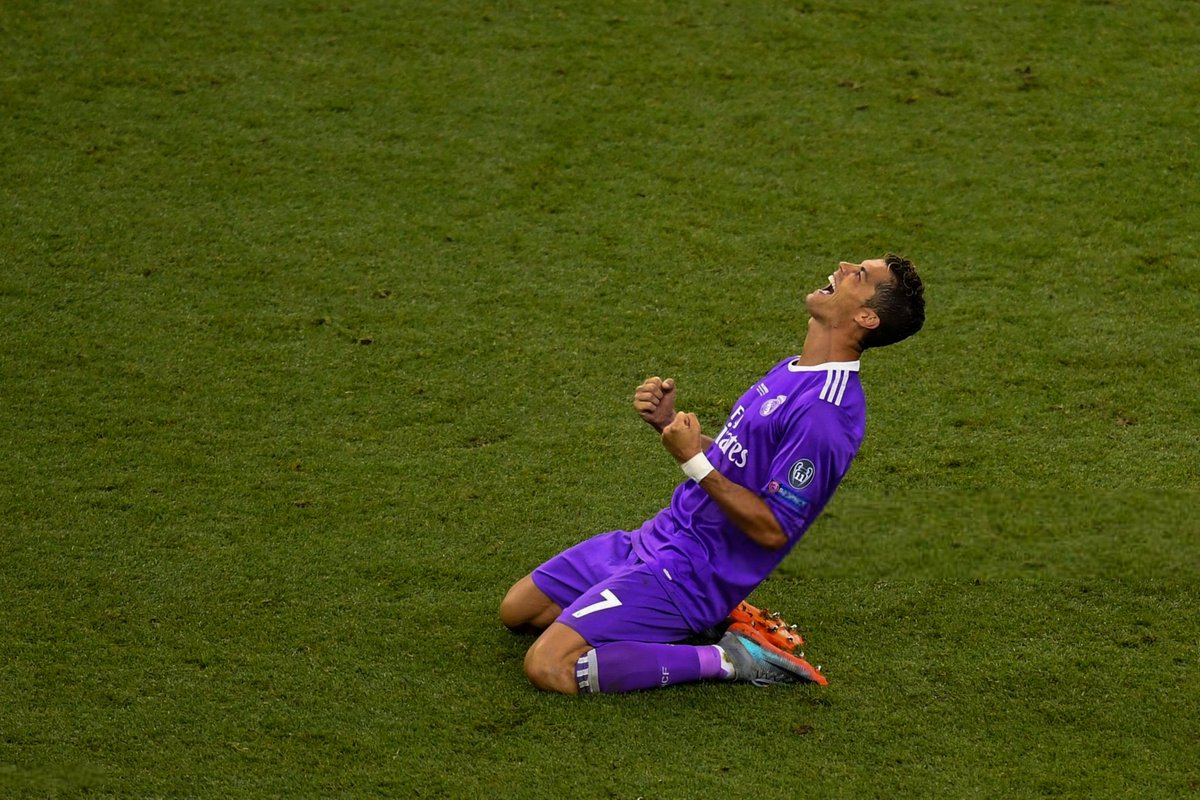_gjr7's tweet photo. انتهت ليلة كارديف.
ريال مدريد 4–1 يوفنتوس.
ليلة شهدت أربعة أهداف ، تألقًا جماعيًا وثنائية تاريخية للأسطورة كريستيانو رونالدو، والأهم… لحظة تاريخية للميرنغي ، الذي أصبح أول فريق يحتفظ بلقب الأبطال مع الأسطورة زيدان في حقبة البطولة الحديثة 🎞️💜.
#APorLa12 | #UCLFinal | #JuveReal https://t.co/F36HVxzemz