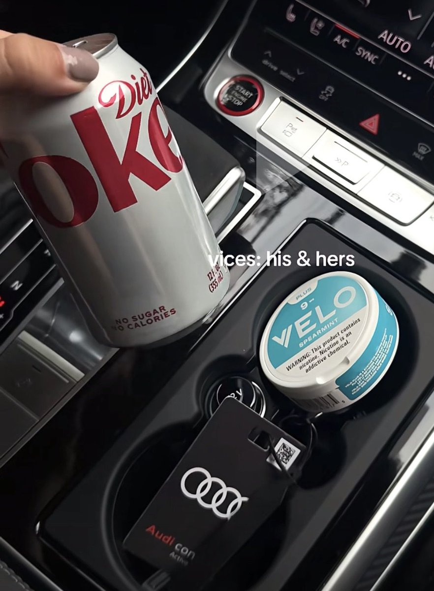PHLEaglesNation's tweet photo. Zack Baun’s choice of nicotine is 9mg Spearmint Velo’s.

(via alibaun on TikTok) https://t.co/77sE7ju77z