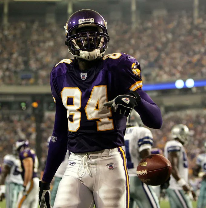 NFL_Stats's tweet photo. Players with the most receiving yards before turning 28 in #NFL history:

Randy Moss - 9,142
Justin Jefferson - 8,627
DeAndre Hopkins - 8,602 https://t.co/rzFkU1bGMq