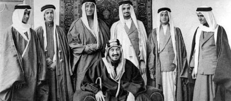 gorgeous4ew's tweet photo. من التاريخ

صور للقائد الشجاع الملك عبدالعزيز آل سعود🇸🇦💚. https://t.co/tV0q7xZltj