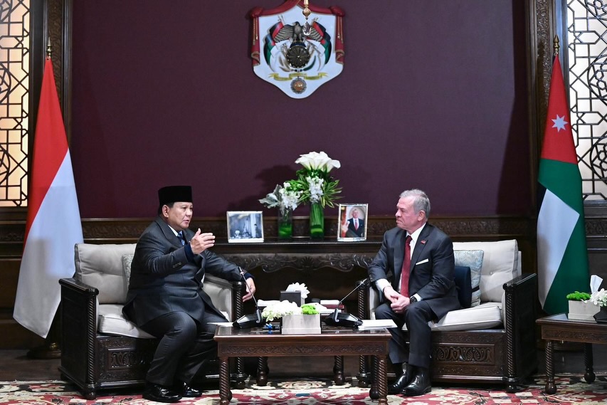EmilyBrook18641's tweet photo. Presiden melangsungkan pertemuan dengan Raja Yordania, Yang Mulia Raja Abdullah II bin Al-Hussein, dalam rangka kunjungan kenegaraan di Yordania.

Dalam pertemuan tersebut, Presiden dan Raja Yordania menegaskan komitmen bersama untuk mendukung perdam... https://t.co/Shej7PmFqb