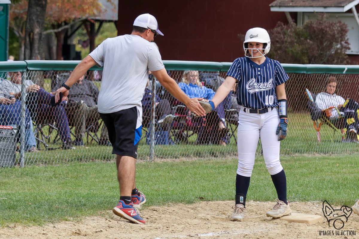 Etrombley10's tweet photo. GSE Fall Kickoff was a blast!! Came in second going 4-1 with my new team!! Had a good hitting weekend for me hitting a triple, 3 doubles and a few singles!! Plus some great action shots!! Here are the highlights⬇️ https://t.co/9CdUnfQVVa