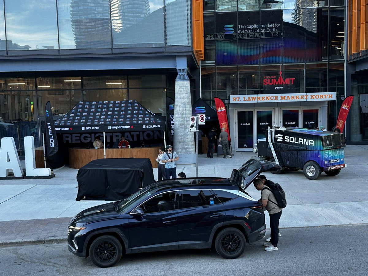 eragoth_crypto's tweet photo. Gm! Can’t wait for Solana Summit Canada starting tomorrow!
Really excited to meet many new people 🤝
Also got a little sneak peek today 👀 https://t.co/ONTzvMYjzj