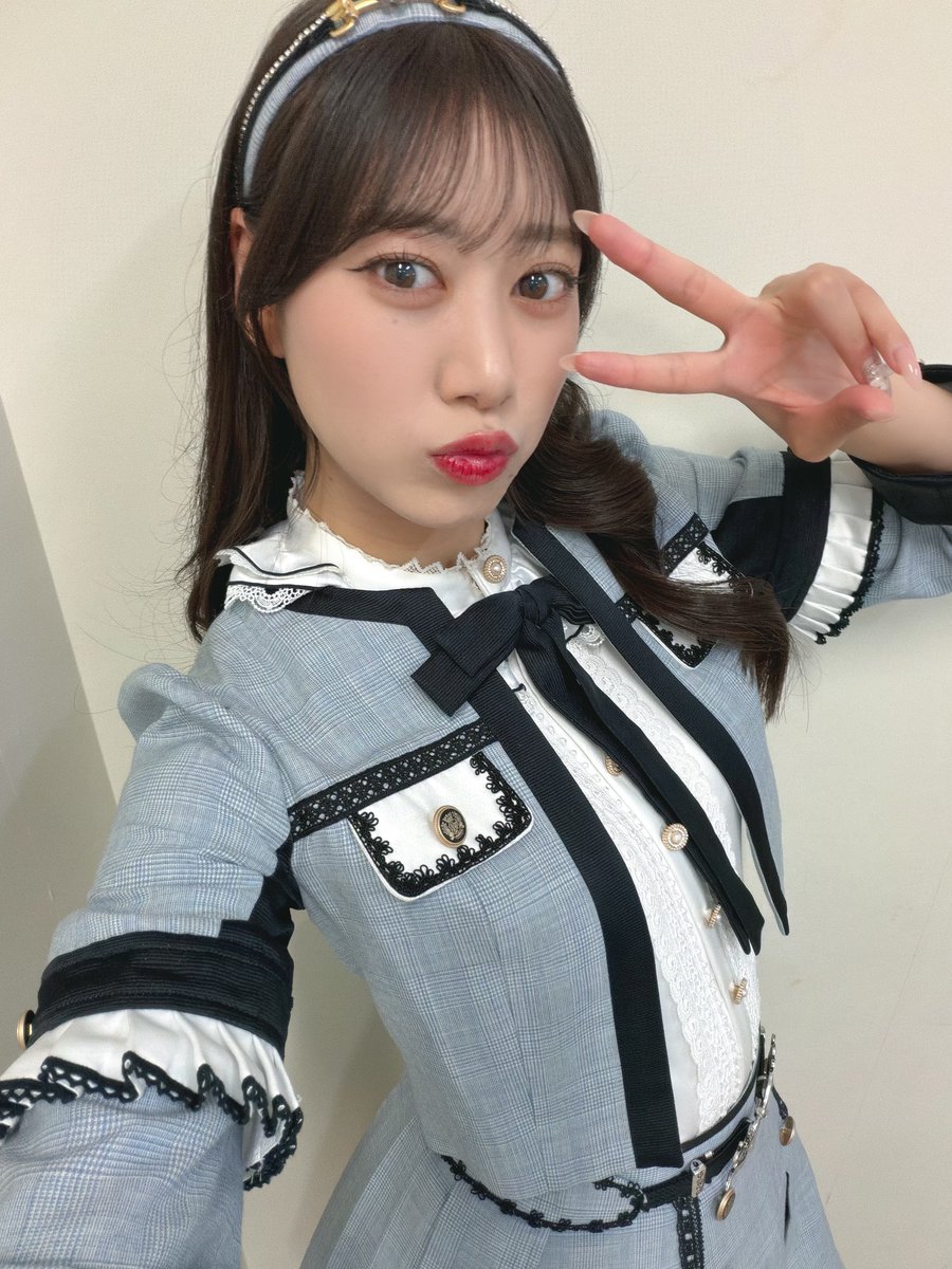 reona_ske48's tweet photo. おはようございます！

今日は水曜日！

ラッキーフードは「茶碗蒸し」です♪

今日は制服の芽公演！
よろしくお願いします！

#おはよう井田ちゃん運動 https://t.co/wFIJHXlzr6