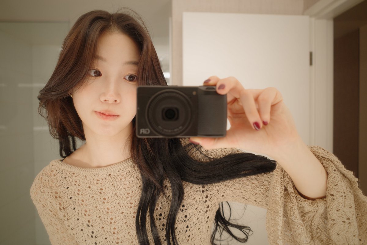 swanjooha's tweet photo. 260923 #KAZUHA 💬

🌿 *sent gift photos*
🌿 i mean, the vibe at this time was so my style that i ended up taking a lot of photos
🌿 kian’s bizarre b&amp;b came outtt
🌿 i feel kind of embarrassed ㅋㅋㅋㅋㅋ https://t.co/SXsNzuue7W