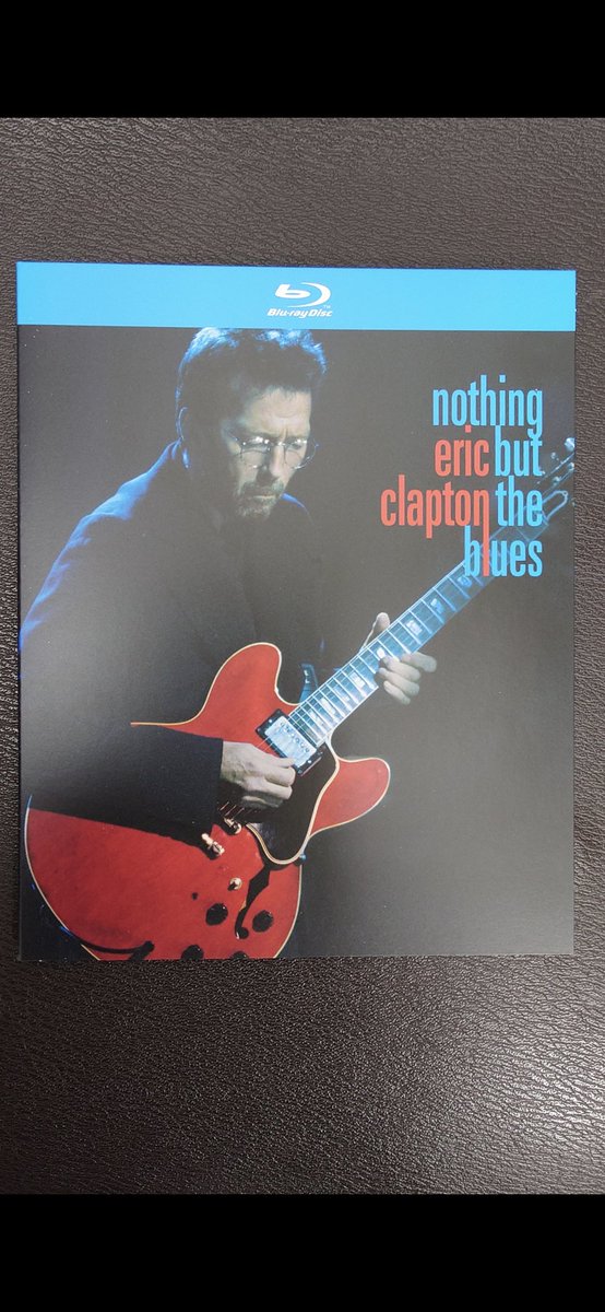 bluesmasterbb's tweet photo. @claptmania アンプラグドは去年含めて3回再発
安定して売れるモノしか出さないのですね🙊 https://t.co/yLeq8yz4yZ