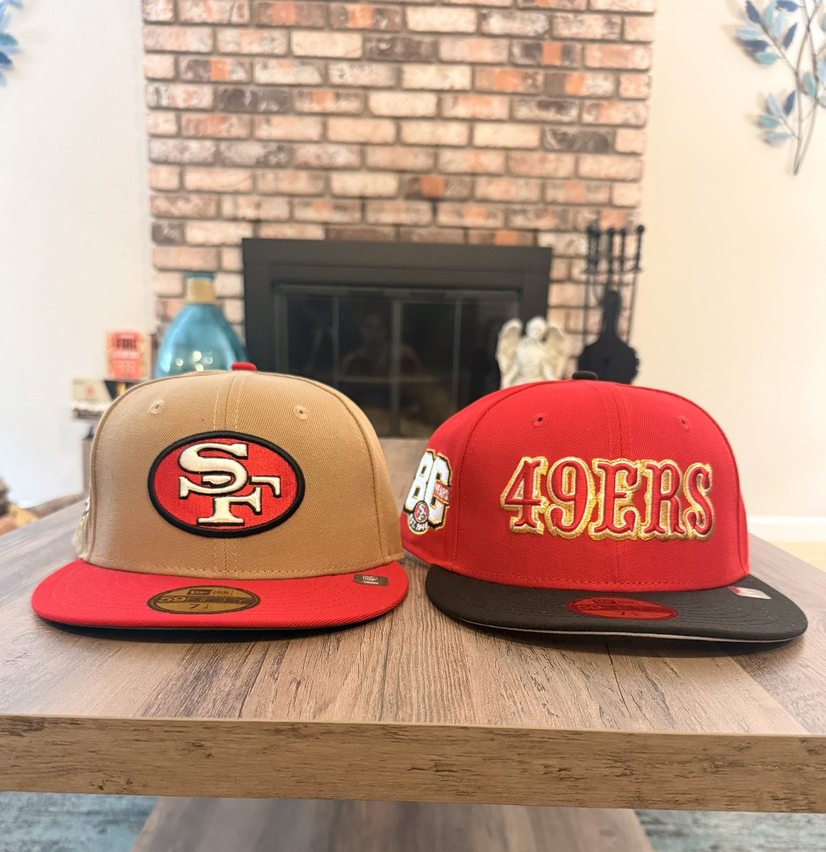 loucabrera77's tweet photo. A few @HatClub recent pick ups. Yall did a great job on all these 🙌🏽🙌🏽. #Hatclub The black on black SF Giants with the red UV 😮‍💨 https://t.co/CJkgJtuxxb