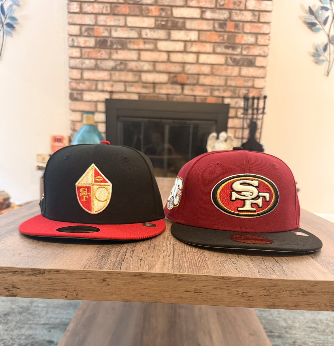 loucabrera77's tweet photo. A few @HatClub recent pick ups. Yall did a great job on all these 🙌🏽🙌🏽. #Hatclub The black on black SF Giants with the red UV 😮‍💨 https://t.co/CJkgJtuxxb