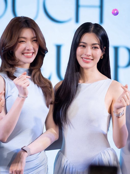 junyimmm's tweet photo. ยิ้มที่โลกสดใสทันที

LO THE TOUCH BLUEPRINT 
#TheTouchBluePrintxLingOrm
#หลิงออม #LingOrm https://t.co/gd4LBSVnRQ