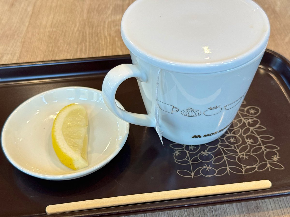 opR11s's tweet photo. #朝モス 中　

9月23日(水)㊗️ 秋分の日　
雨の東京多摩エリアです　🌧️

紅茶をいただいております https://t.co/dsDnXdMJlI