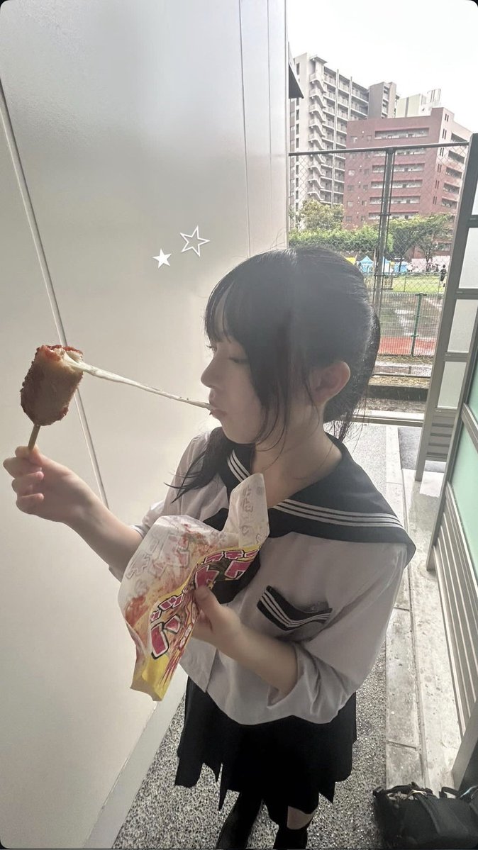 bmuwlnST's tweet photo. @yun4yuna お前のログとIPアドレスが判るので、早朝は気を付けろ、裁判所からテメエの捜査令状が出れば警察が行くので、脅しと思ってるなら使えば？
その方が都合いいので、損害賠償は必ずしてもらう https://t.co/rIZ21qZeNS