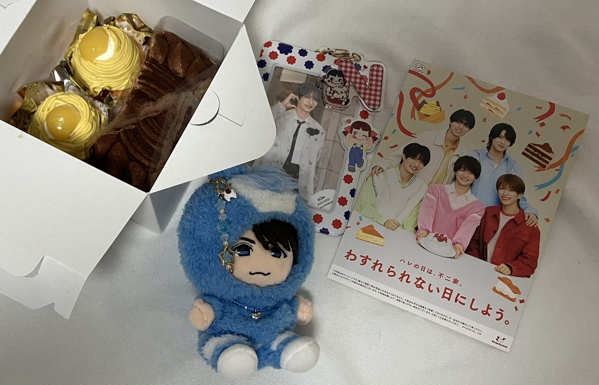 yuto_yua116's tweet photo. 昨日しか行ける日がなかったのでお迎えしてきた〜🍫🌰開店30分前に着いたのにもう15人くらい並んでた🥲何とか無事にチャレンジ成功〜✌️いつ食べても美味しいな😋

#わすれられない日にしよう 
#SmileSwitch 
#ACEes https://t.co/1aTYtxEawf