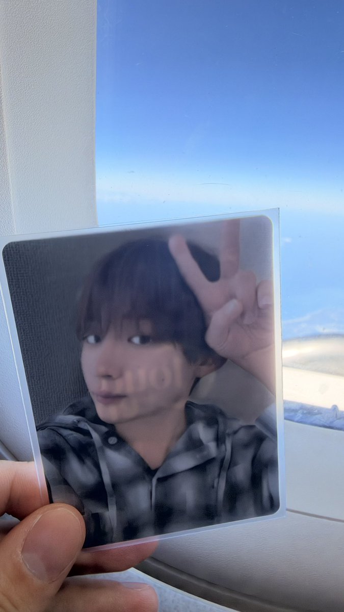 _ichigoouji's tweet photo. 冨澤、文字通り"雲の上の存在"______ https://t.co/Ych7jmhB9d