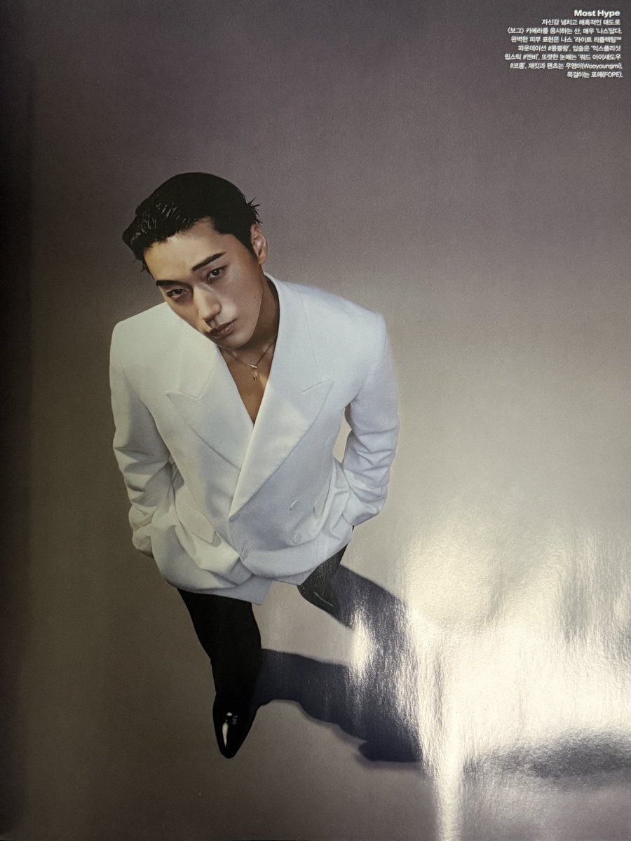 goguma710's tweet photo. VOGUE KOREA 2026년 10월호 #최산

NARS X SAN https://t.co/bV1LqQfawY