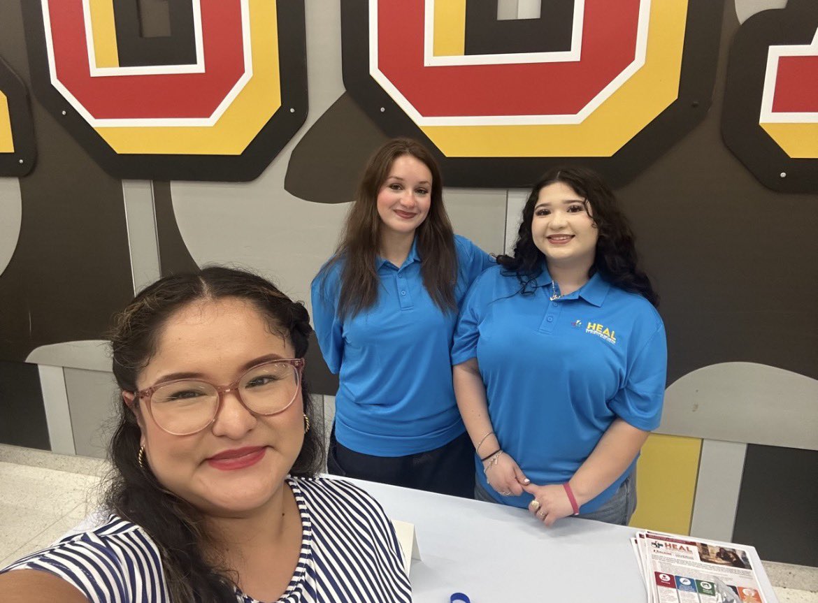 HEALatNimitz's tweet photo. Our HEAL Student Ambassadors are on a mission! 💙🩺 Tonight, they showed up at Mead Middle School Open House to make sure EVERY student knows about the incredible opportunities waiting for them at HEAL! 
The future starts with knowing your options. Explore. Dream. HEAL.💜 https://t.co/VjMeBi7lBT