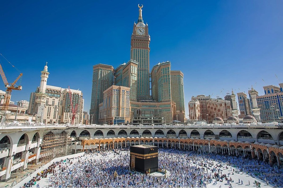 Saeedshah00's tweet photo. ﷽
السلام عليكم ورحمة الله وبركاته
#خاتم_النبیین_محمدﷺ
#درود_وسلام
اے الله! ہمارے گھروں میں نماز کی برکت قائم فرما،
ہمارے اہلِ خانہ کو نماز کا پابند بنا
اور ہماری نسلوں کو سجدوں سے جوڑ دے۔ہمیں ایسی نماز کی توفیق عطا فرما جو تیری بارگاہ میں قبول ہوجائے آمین🤲 https://t.co/rpg3akDsqj