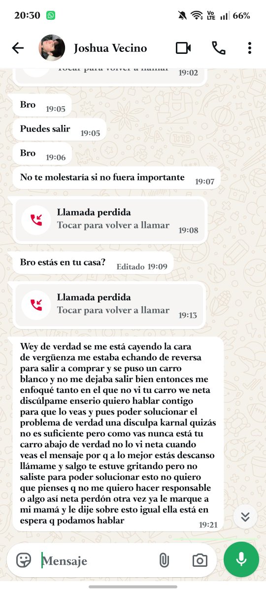 GeeovanyKu's tweet photo. Chocaron mi carrito :( https://t.co/Tn40evLPpo