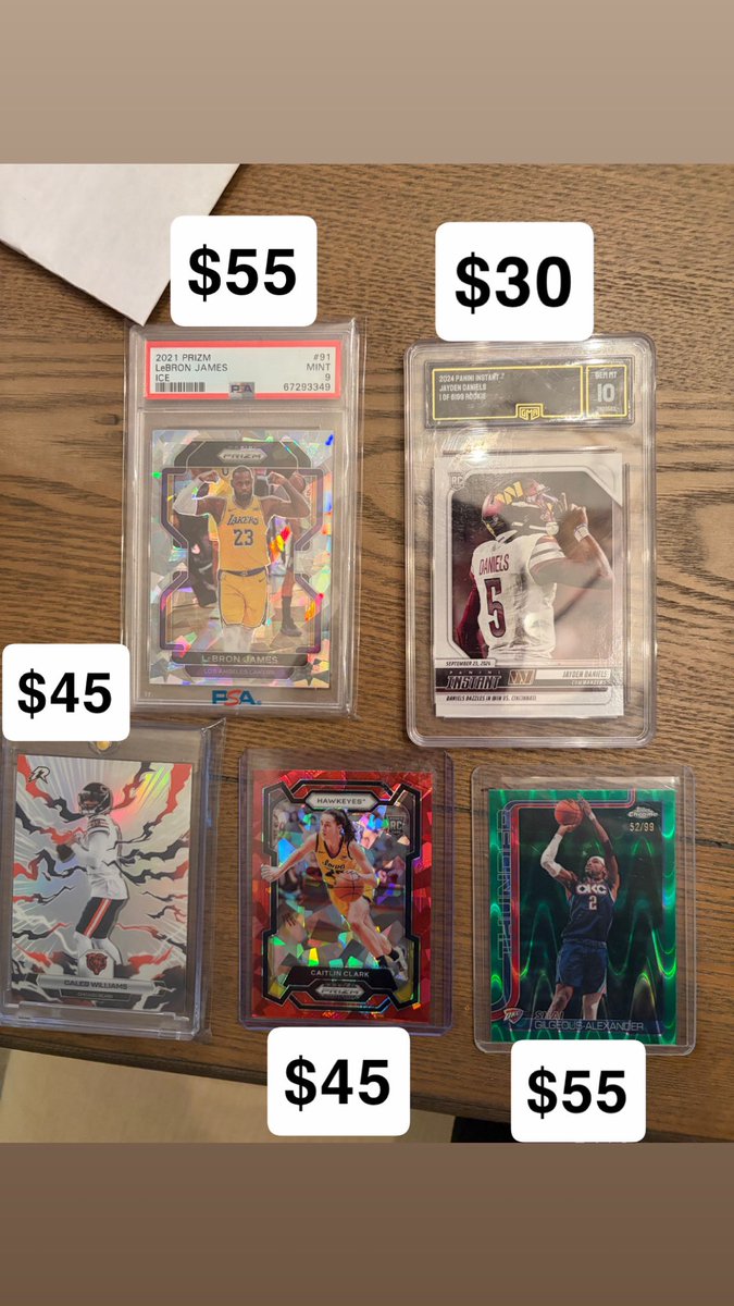 KC_CARDS_'s tweet photo. @DHCards10 @DWDReposts @HobbyRetweet_ BWMT! Open to offers https://t.co/5ANA3wBs77