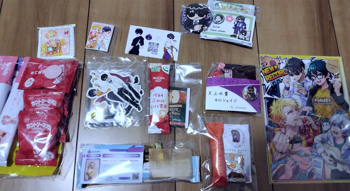 Fuzigon3's tweet photo. 遅くなりましたが、イベント時にご挨拶させて頂きありがとうございました🙌🍀
現地のご縁形式でしたが、いつものメンツやいつかご挨拶したかった方、TLで見かけたことがある方とお会い出来て嬉しかったです…！ https://t.co/zFiKpjyQ03