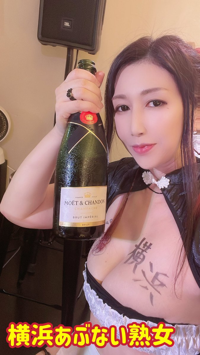 伊織涼子