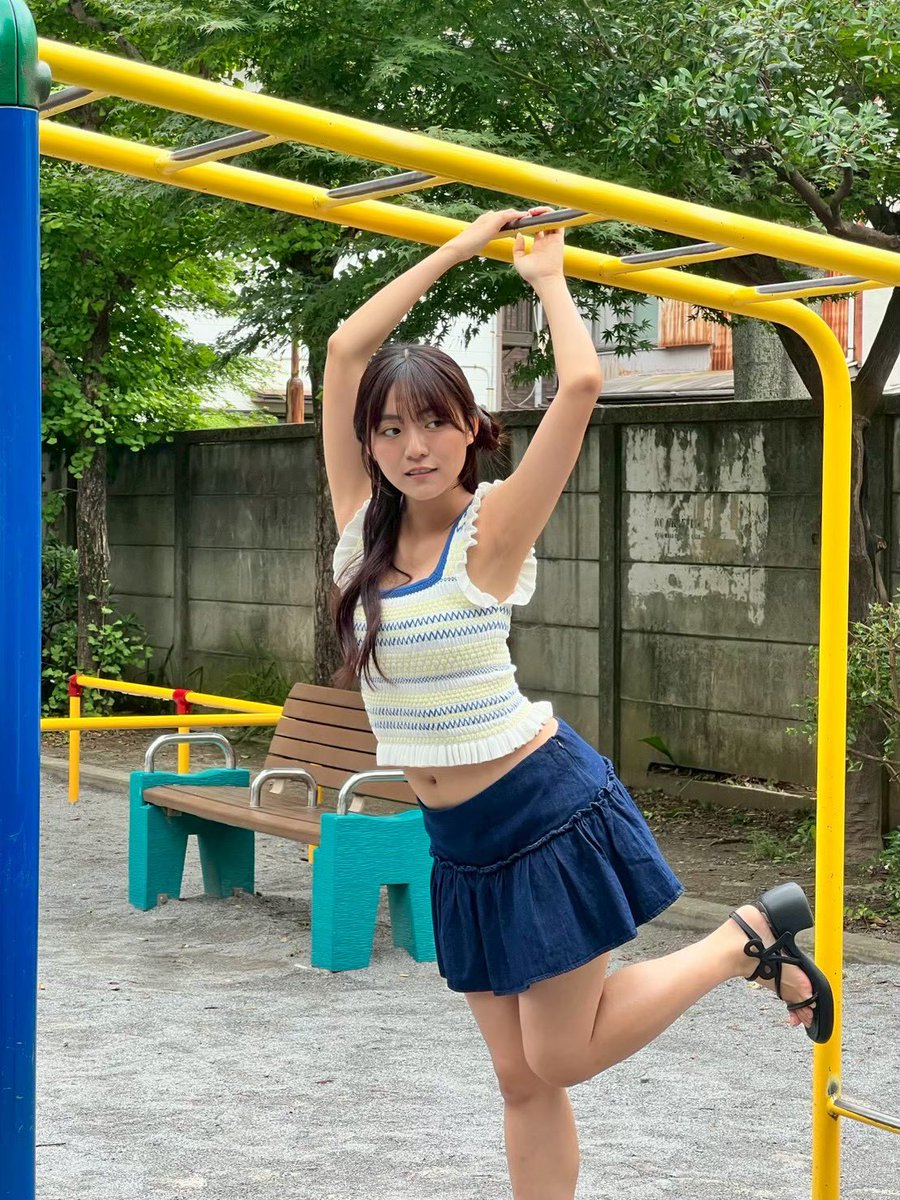 Runa_Toyoda0717's tweet photo. 本日発売、週刊SPA!電子限定版表紙、巻頭に掲載していただいています！
ピュアな大人っぽさがポイントです🌟
是非チェックしてくださいー！
https://t.co/8aiOcPnMS9 https://t.co/O6nGqDImOC