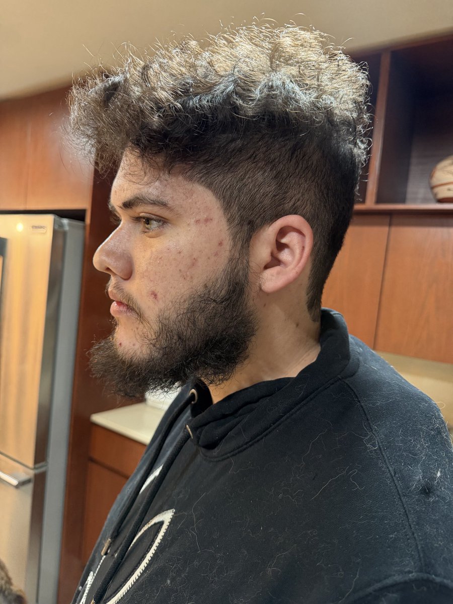 Arcava010's tweet photo. 🔥🔥🔥
Haircut tuneado https://t.co/fvbkSIoIec