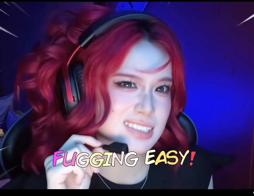 Nugjokes's tweet photo. Same girl btw https://t.co/KiqI0nTDTT