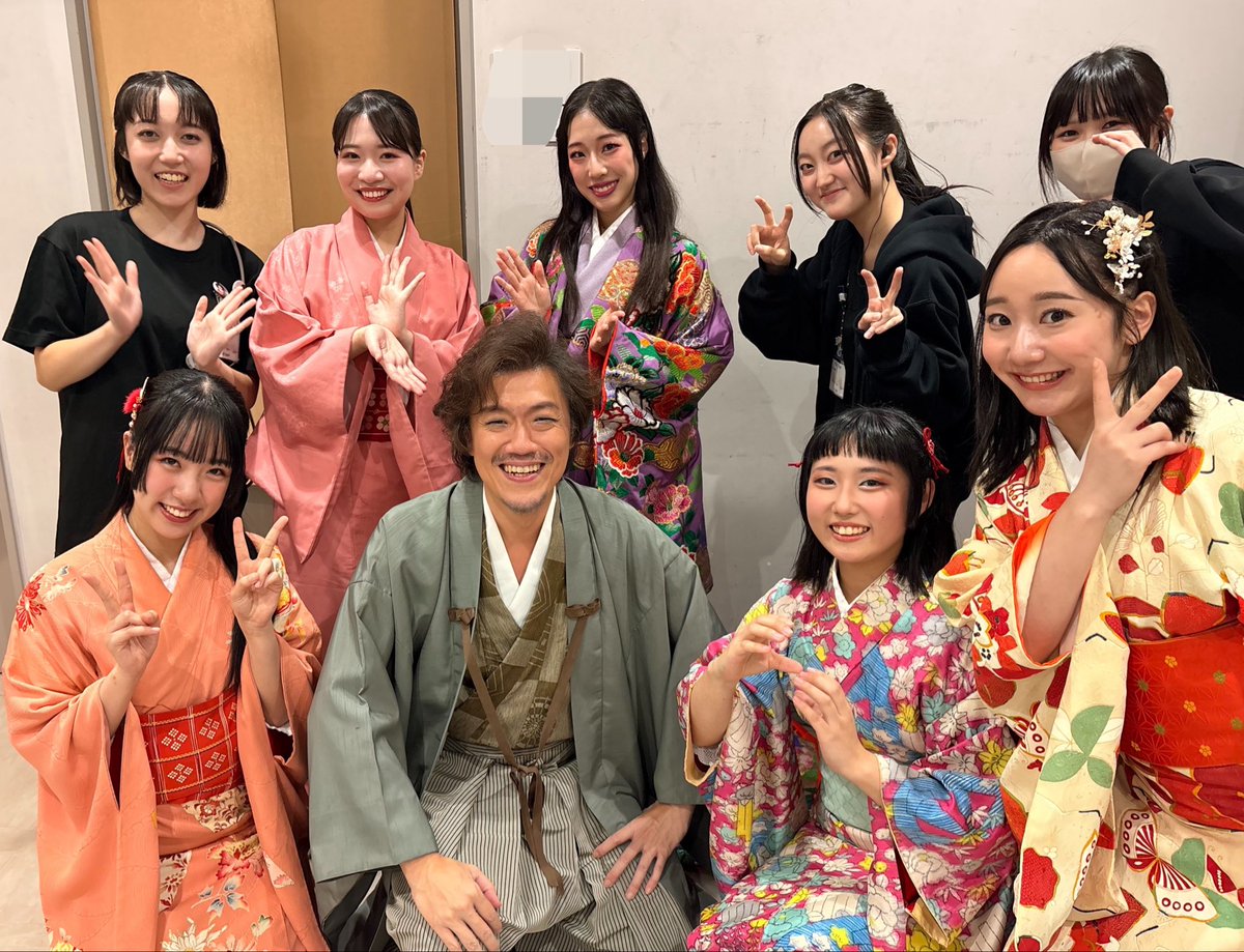 kanon_181216's tweet photo. #朧ミュ2026 チーム洗足で撮りました✨️✨️

大変心強い方々。
皆さん本当に良い方で😭💖
洗足生として恥ずかしいないように、これからも先輩方の背中を追ってまいります！ https://t.co/2KZ4aD8Guh