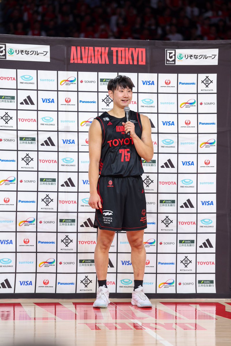 kaokao120's tweet photo. 昨シーズン開幕で見れなかったおちゃのインタビューが、正面で見れて良かった😊😊😊 https://t.co/HQBbcPKwwH