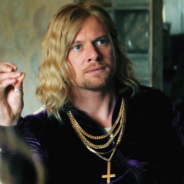 TrifinityVortex's tweet photo. Needs more Sir Lord Jimmy Crystal 👑💅 https://t.co/MXWJEXQlXS