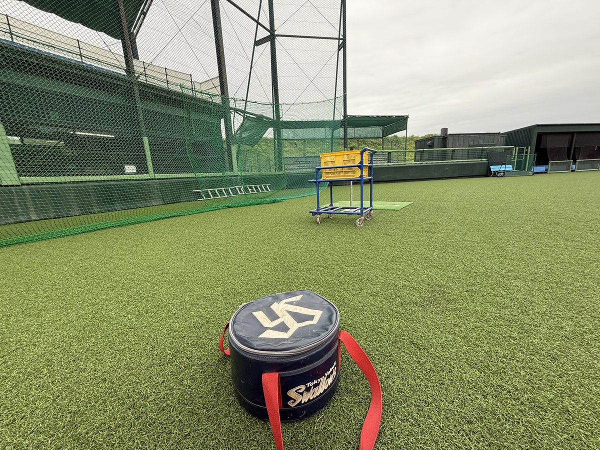 swallowspr's tweet photo. 【ファーム・リーグ】
本日、ヤクルト戸田球場での最後の公式戦。
半世紀もの間、幾多の名勝負を繰り広げてきたこのグラウンド。

数々の思い出が刻まれた戸田での公式戦も、今日が最後となります。
最後の一日も、熱い応燕をよろしくお願いします！

#swallows #燕心全開 https://t.co/bBnk6ZoJ70