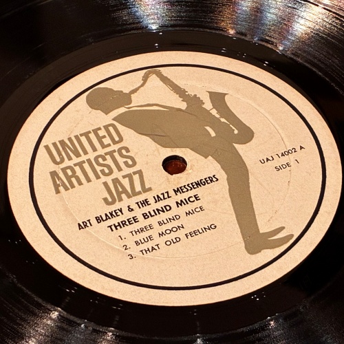 BUNJIN13's tweet photo. New arrivals
THREE BLIND MICE / ART BLAKEY     
[UNITED ARTISTS   UAJ14002] https://t.co/Tg0QAjfZpT
