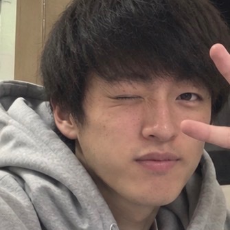 sorasora20027's tweet photo. アイコンどっちがいいかなー
このままのがいいかなー？ https://t.co/bh41zY2Jgl