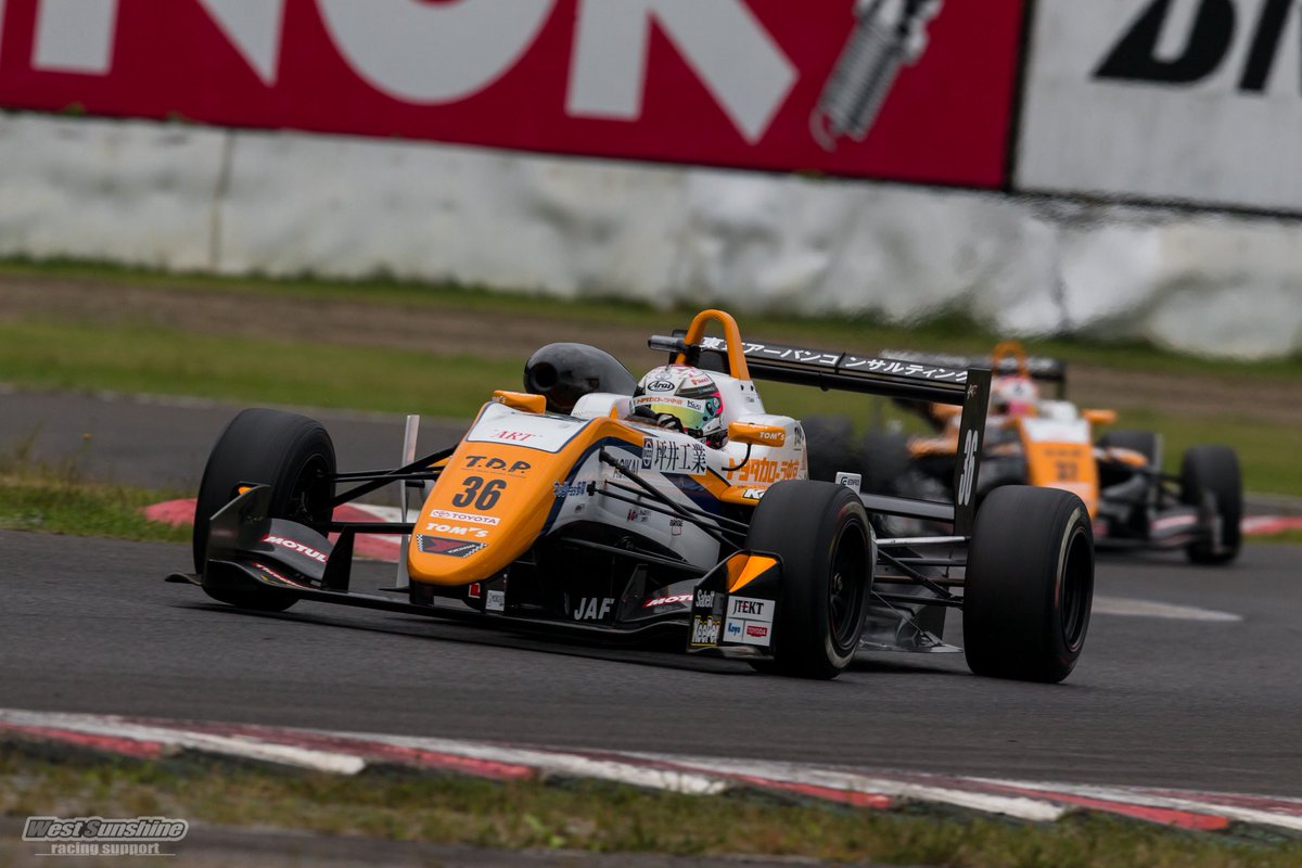 RaceSho's tweet photo. 若い🤣トムスでのF3は間違いなく今の自分を作ってくれました！歴史に名を刻めたことも光栄に思います😭
楽しかったな～！！次は何の挑戦をするのか？楽しみですね！
#TomsRacing https://t.co/TU2cQhSNep