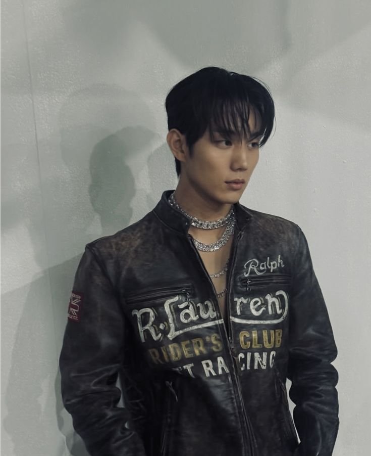 cloudscented's tweet photo. https://t.co/Tk9qhqTW3p
                        ˚₊‧꒰ა Dancer ໒꒱ ‧₊˚
      Hwang Virgil | Angel AU |single ship
                       nsfw | 21+only | MDNI https://t.co/G026TSPFHI