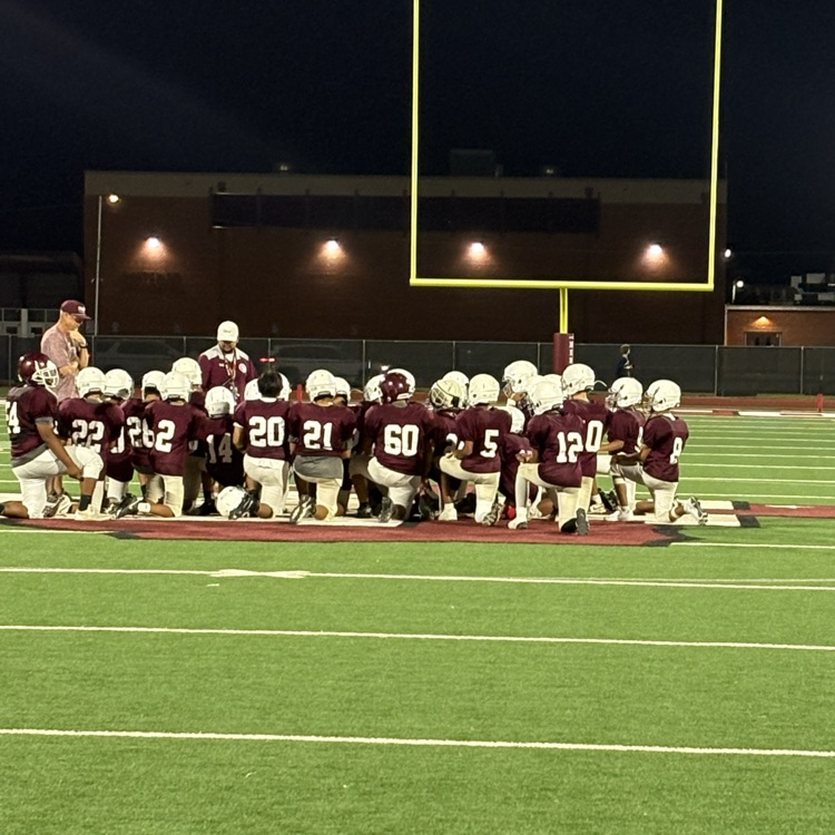 HISD_Sports's tweet photo. It's a great day to be a Whiteface! HISD Maintenance gave us a "Herd One" update, the Homecoming Parade had a great turnout, 9th grade won their first game last week, and 7th grade never quit and came so close to a huge comeback!
#HerdONE https://t.co/ic4jcfGhsN