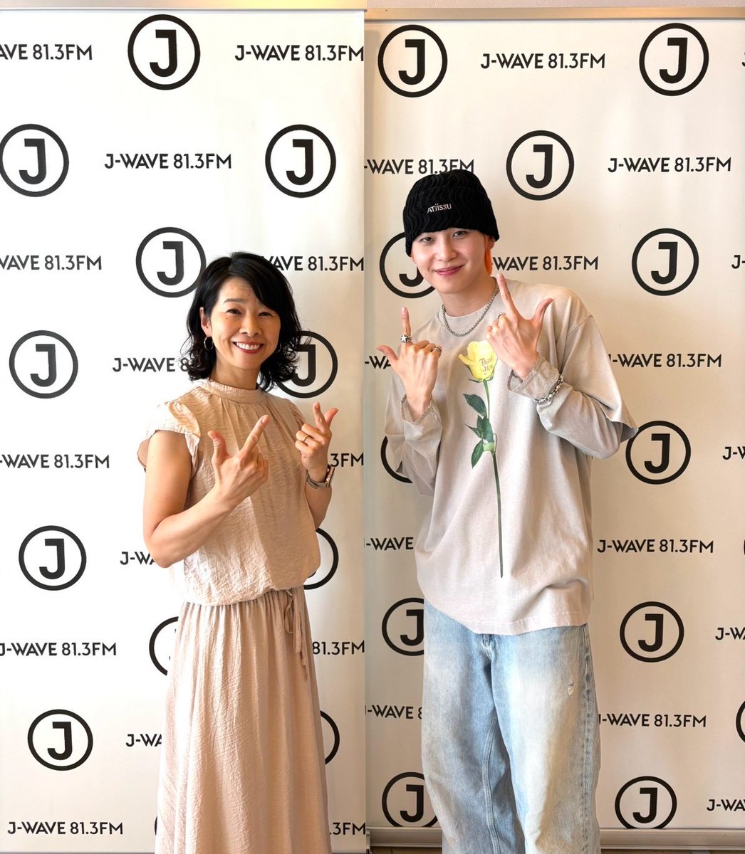 jwave_2019's tweet photo. #秀島史香 ナビゲート
J-WAVE HOLIDAY SPECIAL 
SAISON presents HELLO, CLASSIC！
•*¨*•.¸¸♬•*

お迎えしたゲストは
ボーイズグループ・JO1の #川尻蓮 さんでした
@official_jo1 

お聴き逃した方はradikoから📻
https://t.co/CnAIuOKsXS

#jwave #JO1 https://t.co/1iz8FU8Hs3