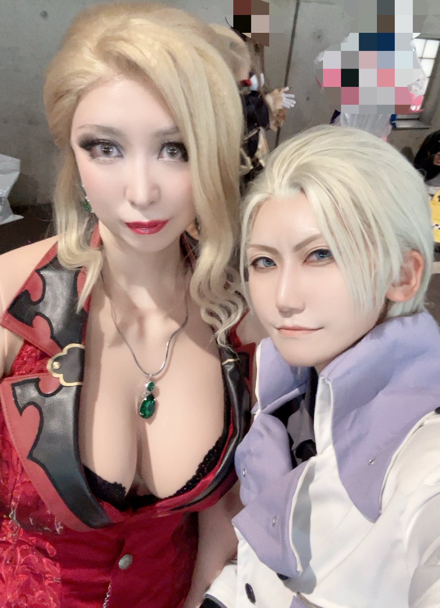 reinff__'s tweet photo. イケオジハイデッカーと美女スカーレットです。
後ろのパルマーめちゃ可愛ええさすがプリティ担当 https://t.co/raoP5C1TAw